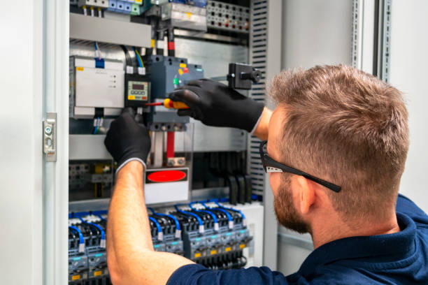 Best Licensed Electrician  in Munhall, PA